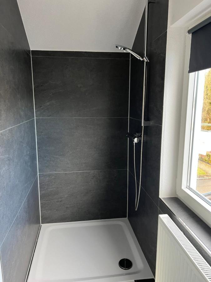 Unique Geraeumige 2 Zimmerwohnung In Tuttlingen Mit Netflix, Sauna Und Fitness Exterior foto